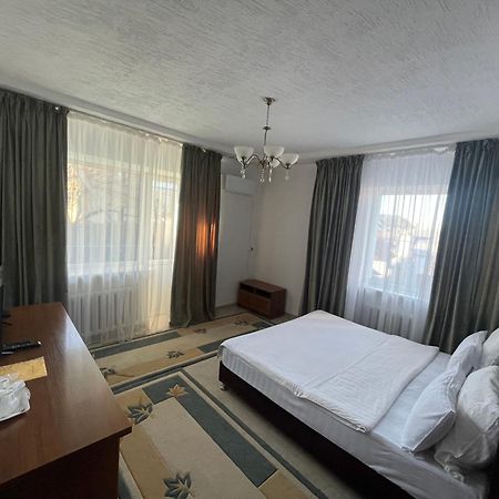 Green Hotel Алматы Экстерьер фото