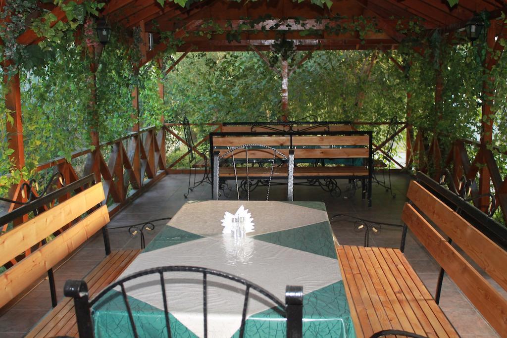 Green Hotel Алматы Экстерьер фото