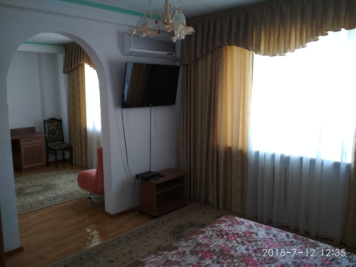 Green Hotel Алматы Экстерьер фото