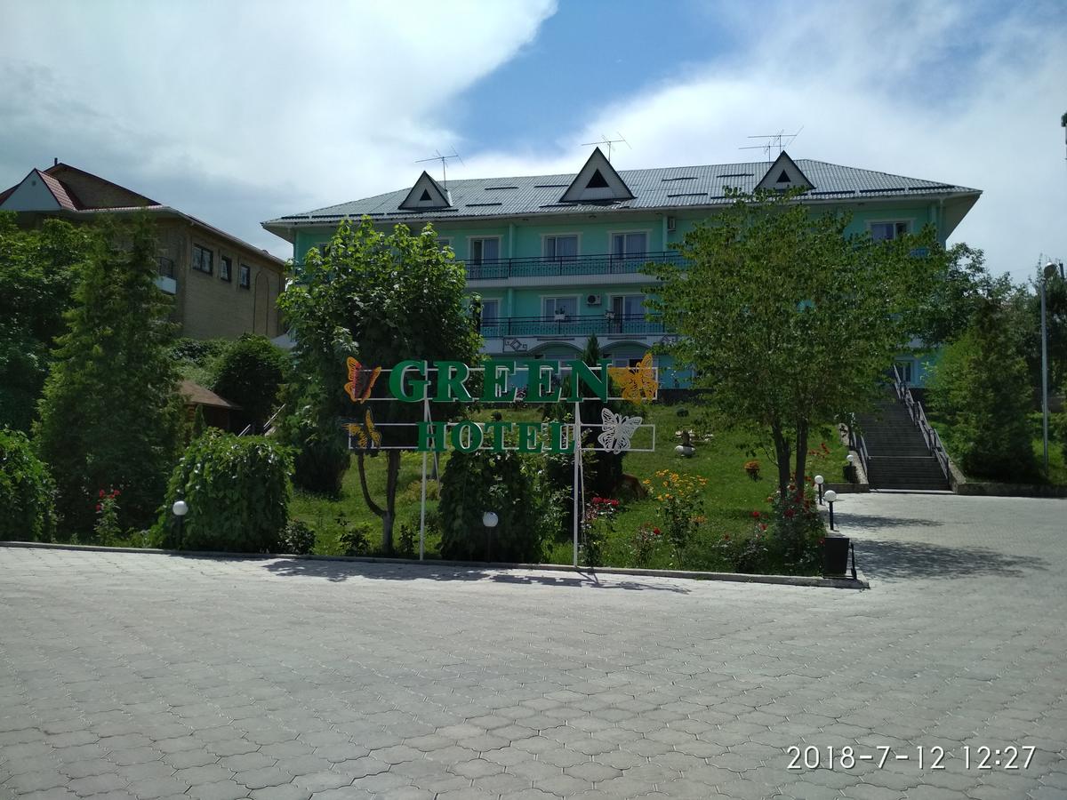 Green Hotel Алматы Экстерьер фото